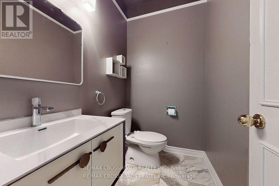 63 Baynards Lane, Richmond Hill, Ontario  L4C 9B6 - Photo 33 - N12423429