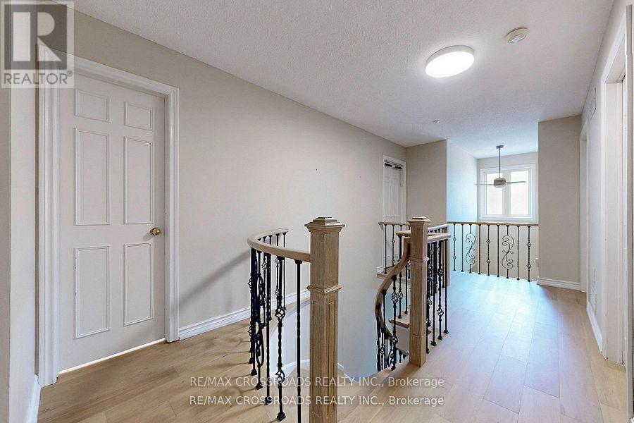 63 Baynards Lane, Richmond Hill, Ontario  L4C 9B6 - Photo 38 - N12423429