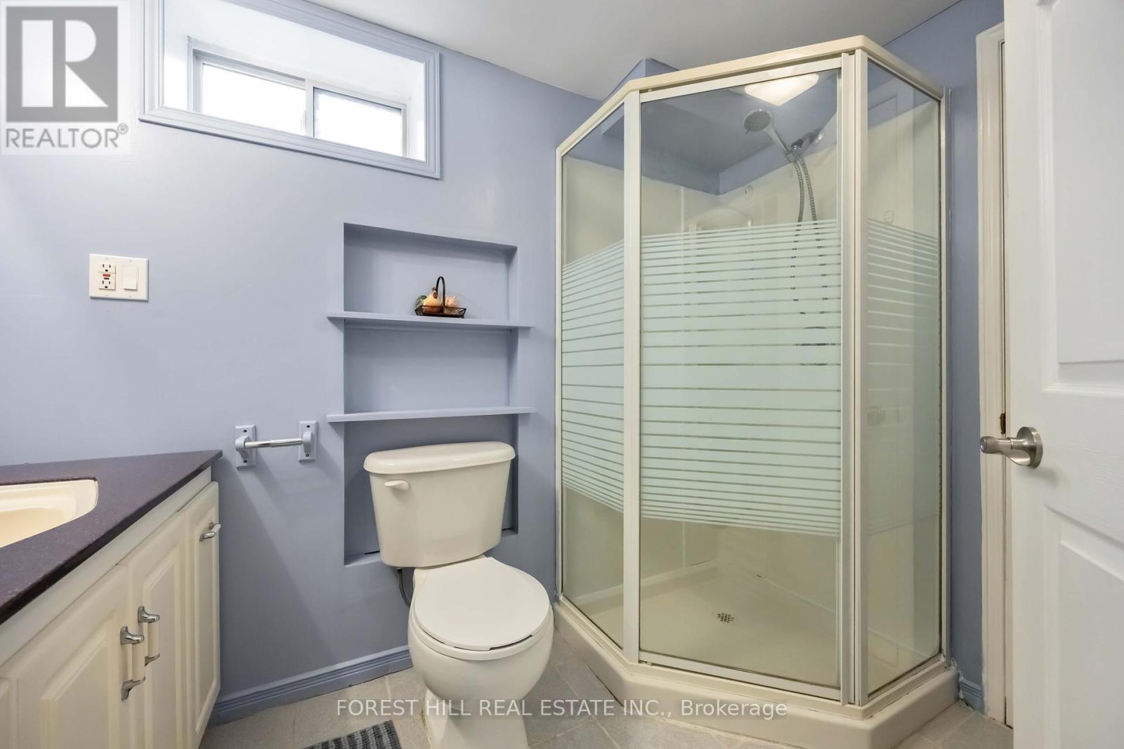 101 Gray Avenue, New Tecumseth, Ontario  L9R 1P6 - Photo 23 - N12423479