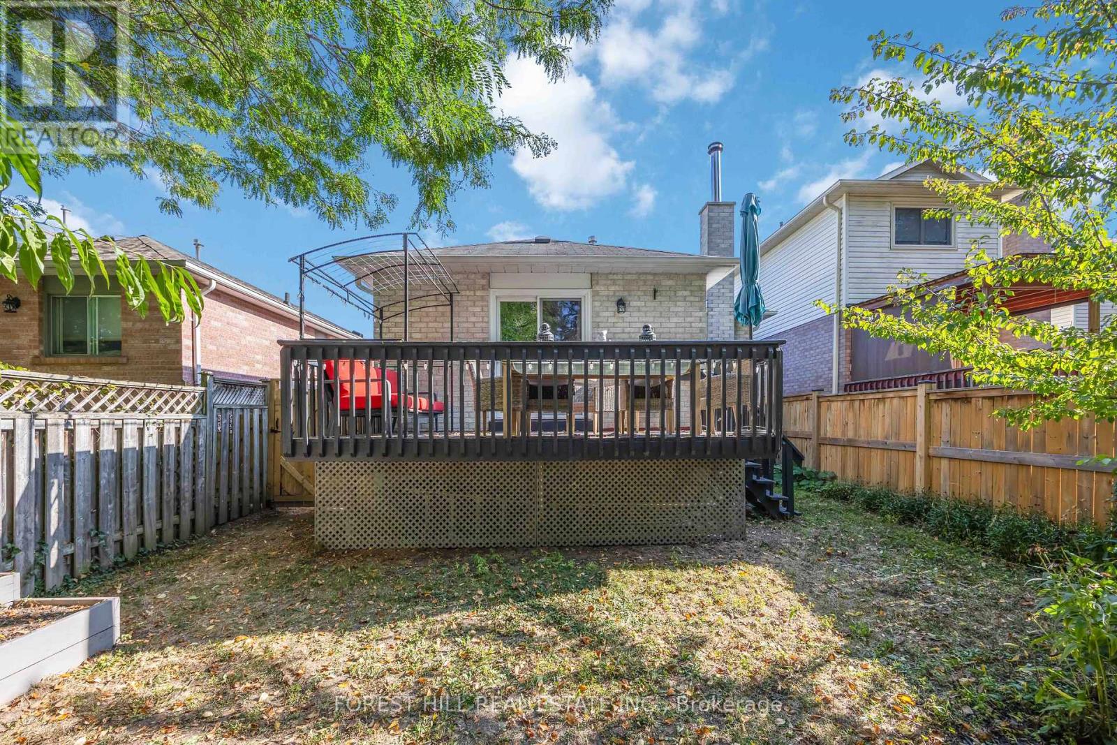 101 Gray Avenue, New Tecumseth, Ontario  L9R 1P6 - Photo 25 - N12423479