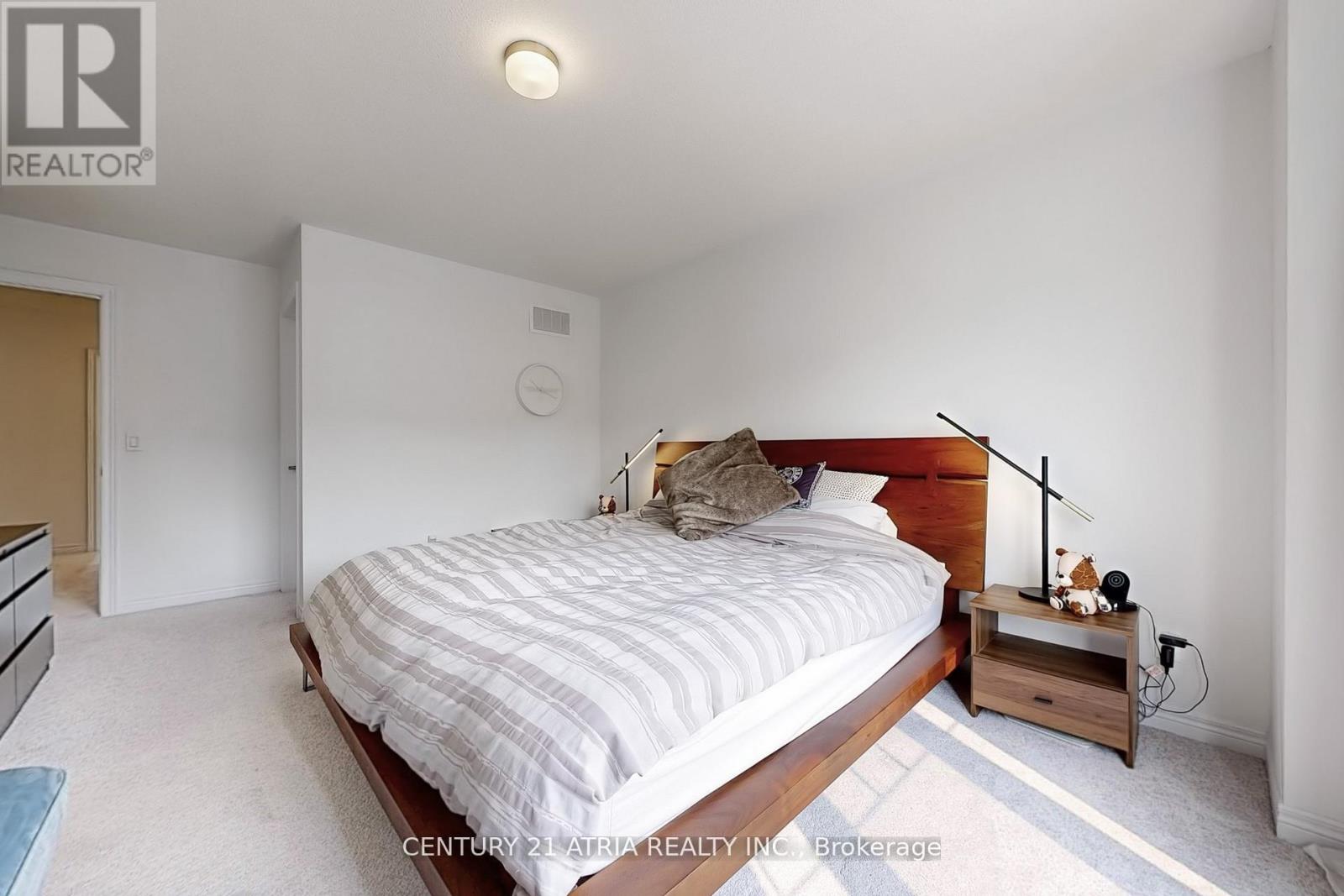 11802 Tenth Line, Whitchurch-Stouffville, Ontario  L4A 5G2 - Photo 21 - N12423494