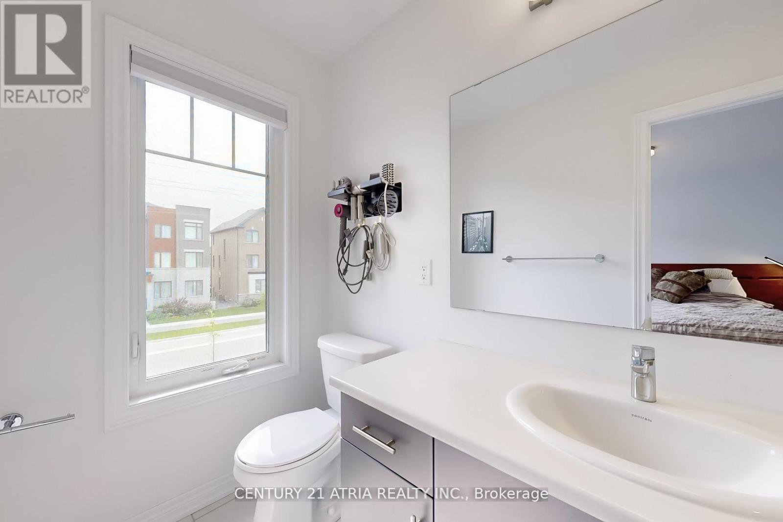 11802 Tenth Line, Whitchurch-Stouffville, Ontario  L4A 5G2 - Photo 23 - N12423494