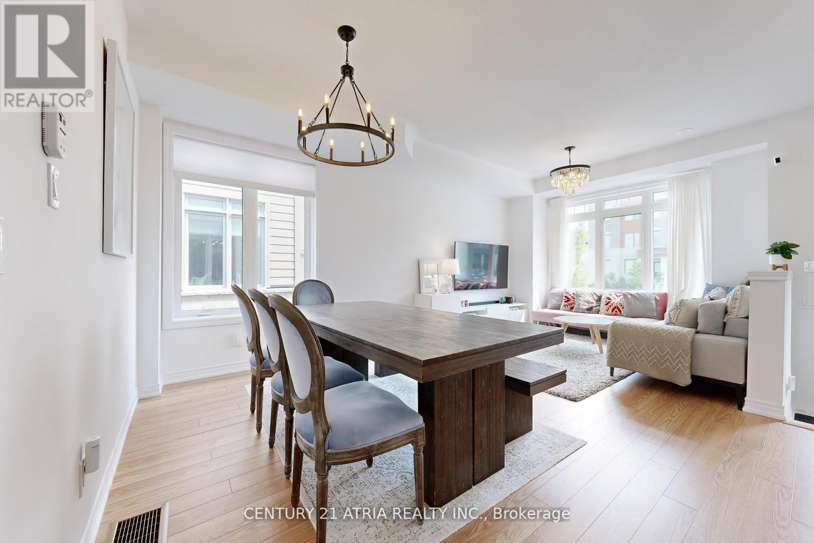 11802 Tenth Line, Whitchurch-Stouffville, Ontario  L4A 5G2 - Photo 8 - N12423494