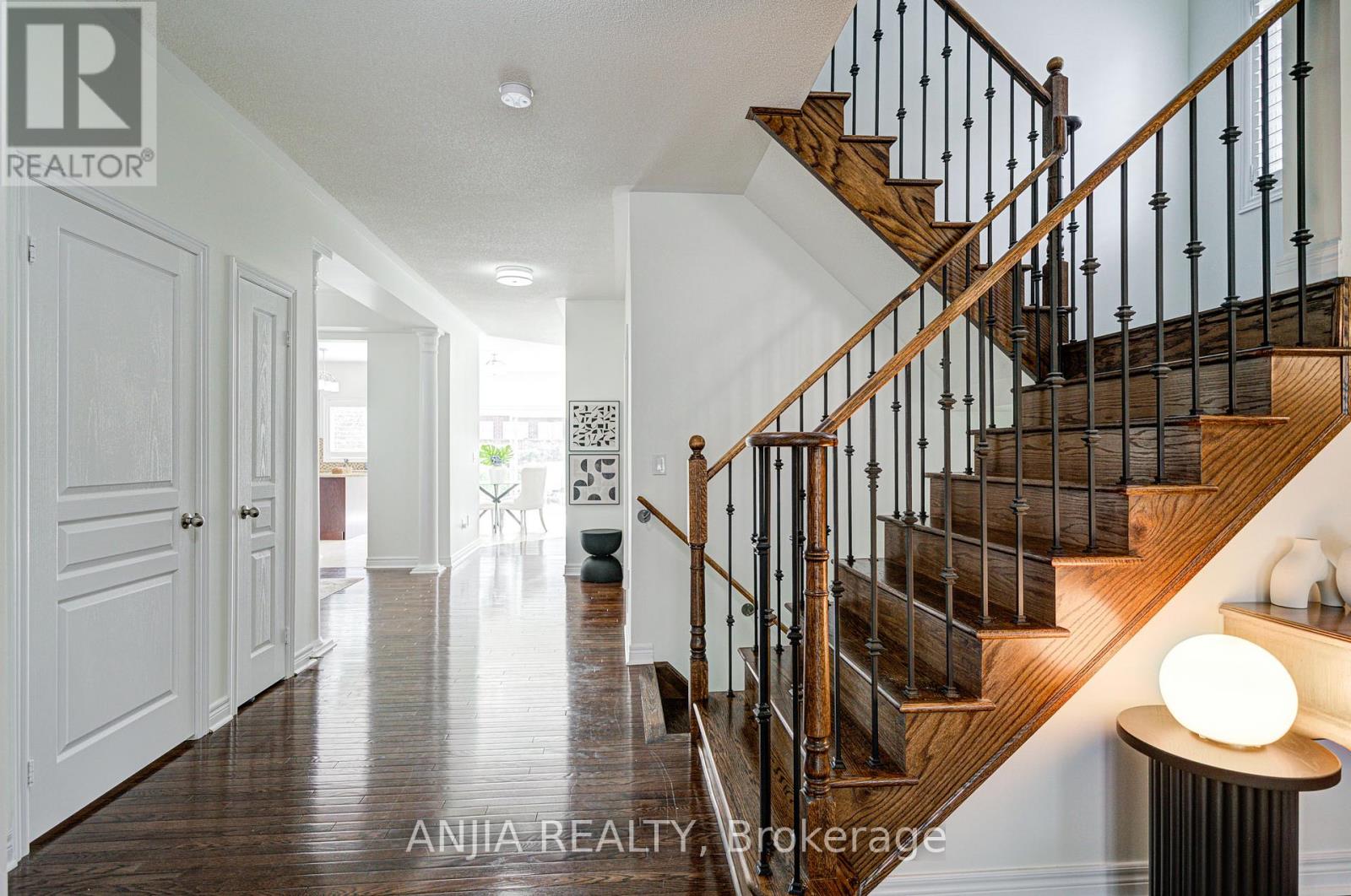 15 Sedore Street, Markham, Ontario  L6E 0K2 - Photo 11 - N12423575