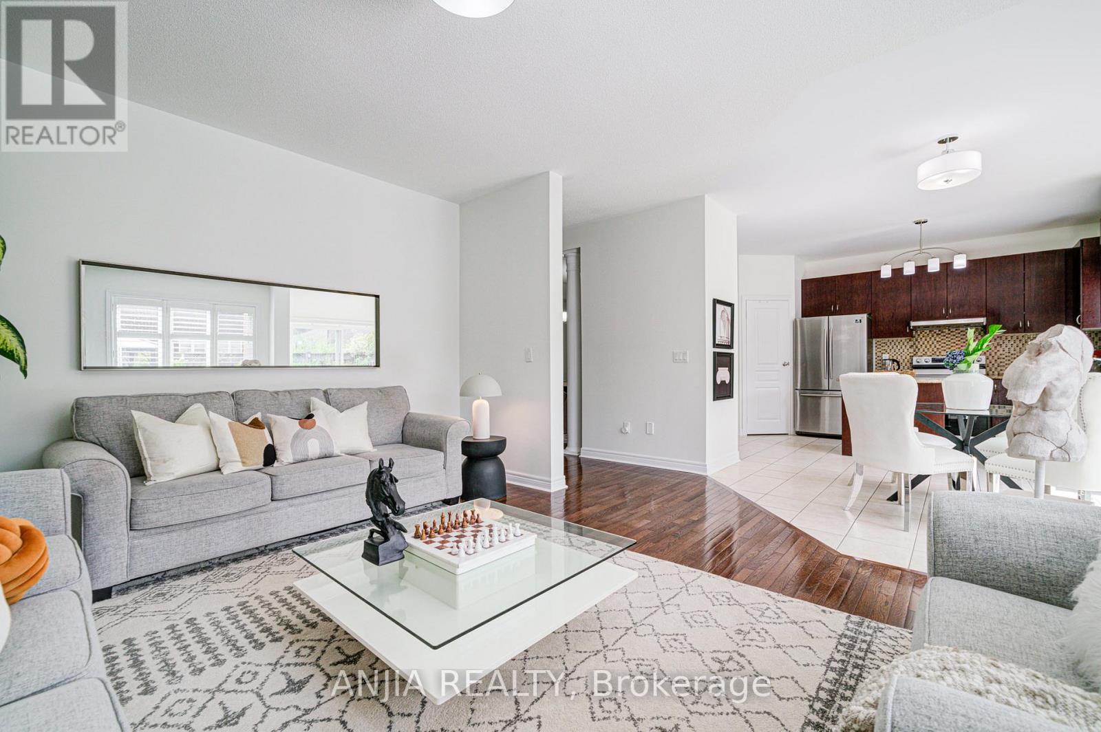 15 Sedore Street, Markham, Ontario  L6E 0K2 - Photo 25 - N12423575