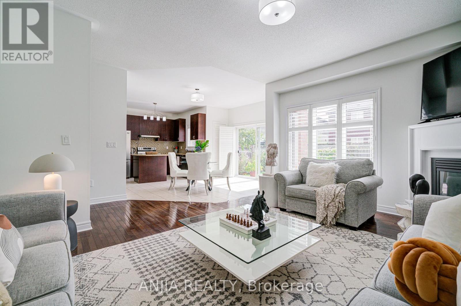 15 Sedore Street, Markham, Ontario  L6E 0K2 - Photo 26 - N12423575