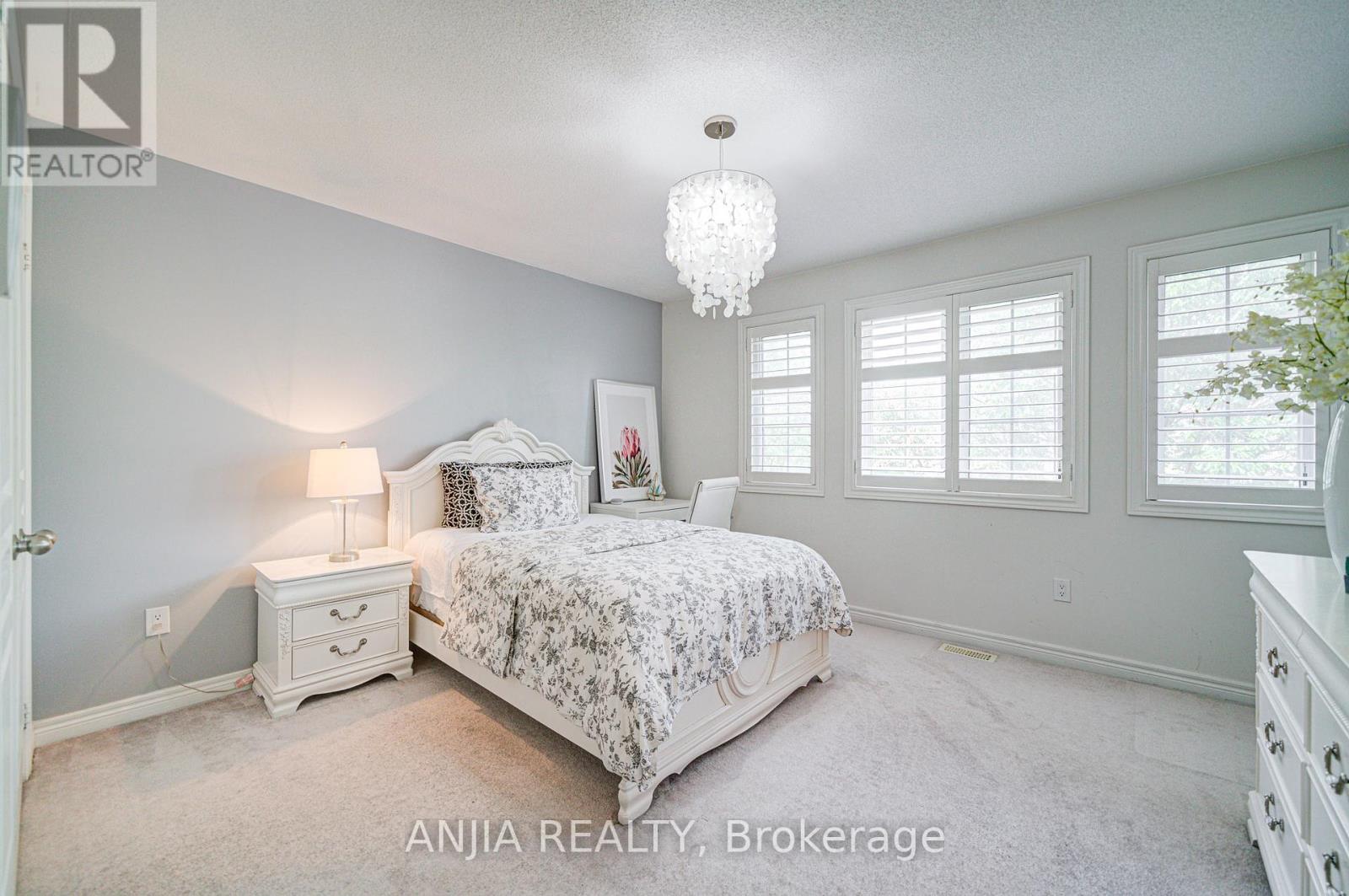 15 Sedore Street, Markham, Ontario  L6E 0K2 - Photo 31 - N12423575