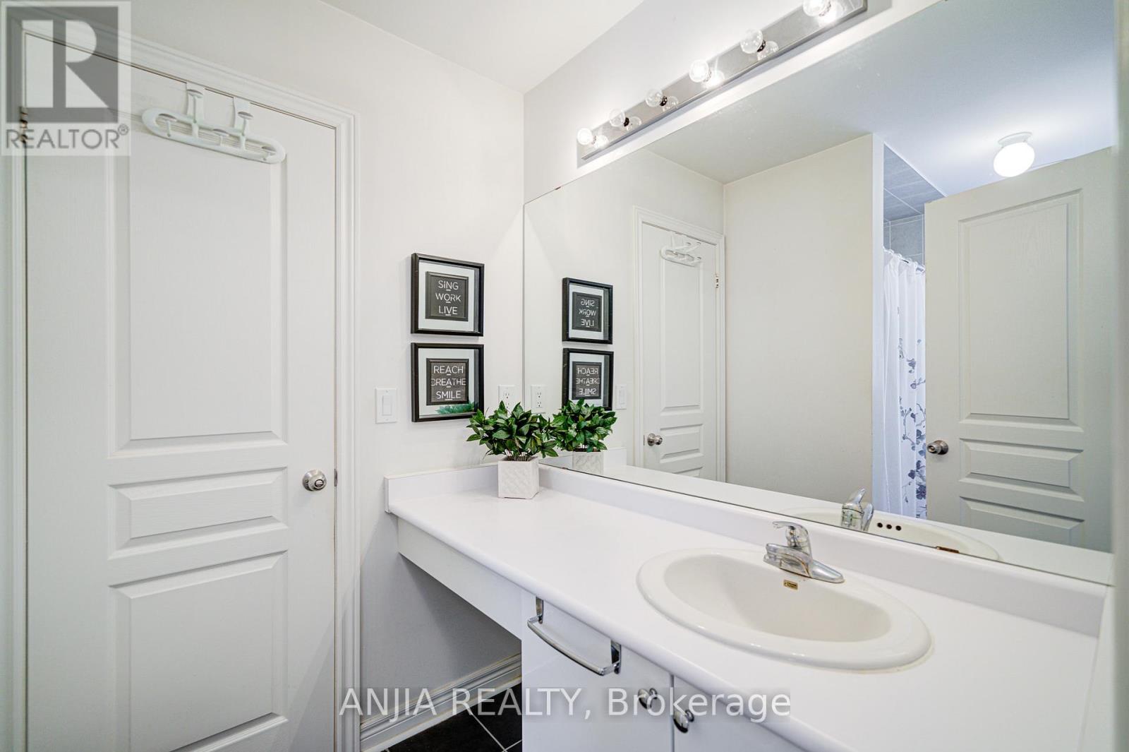 15 Sedore Street, Markham, Ontario  L6E 0K2 - Photo 40 - N12423575