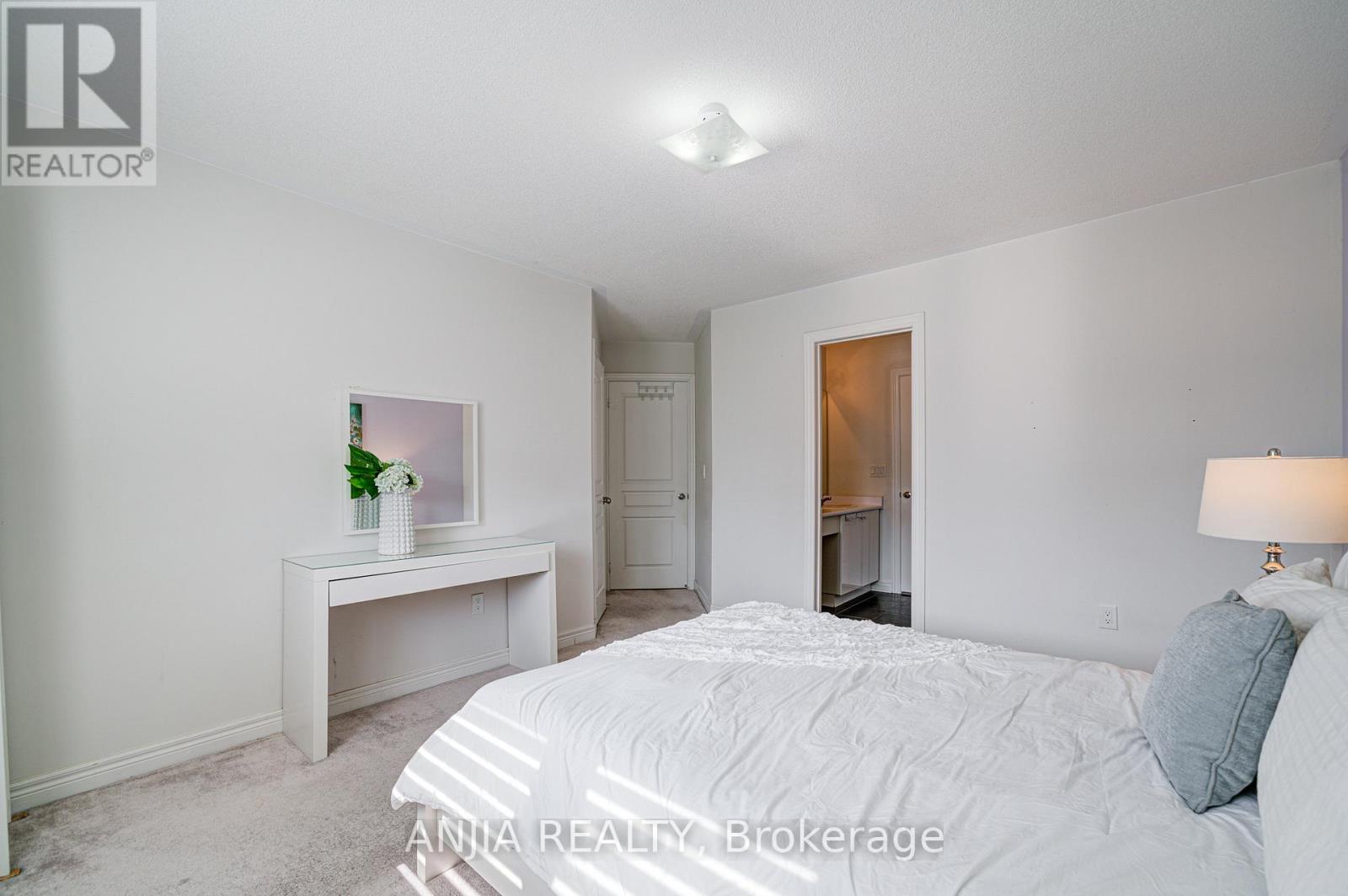 15 Sedore Street, Markham, Ontario  L6E 0K2 - Photo 42 - N12423575