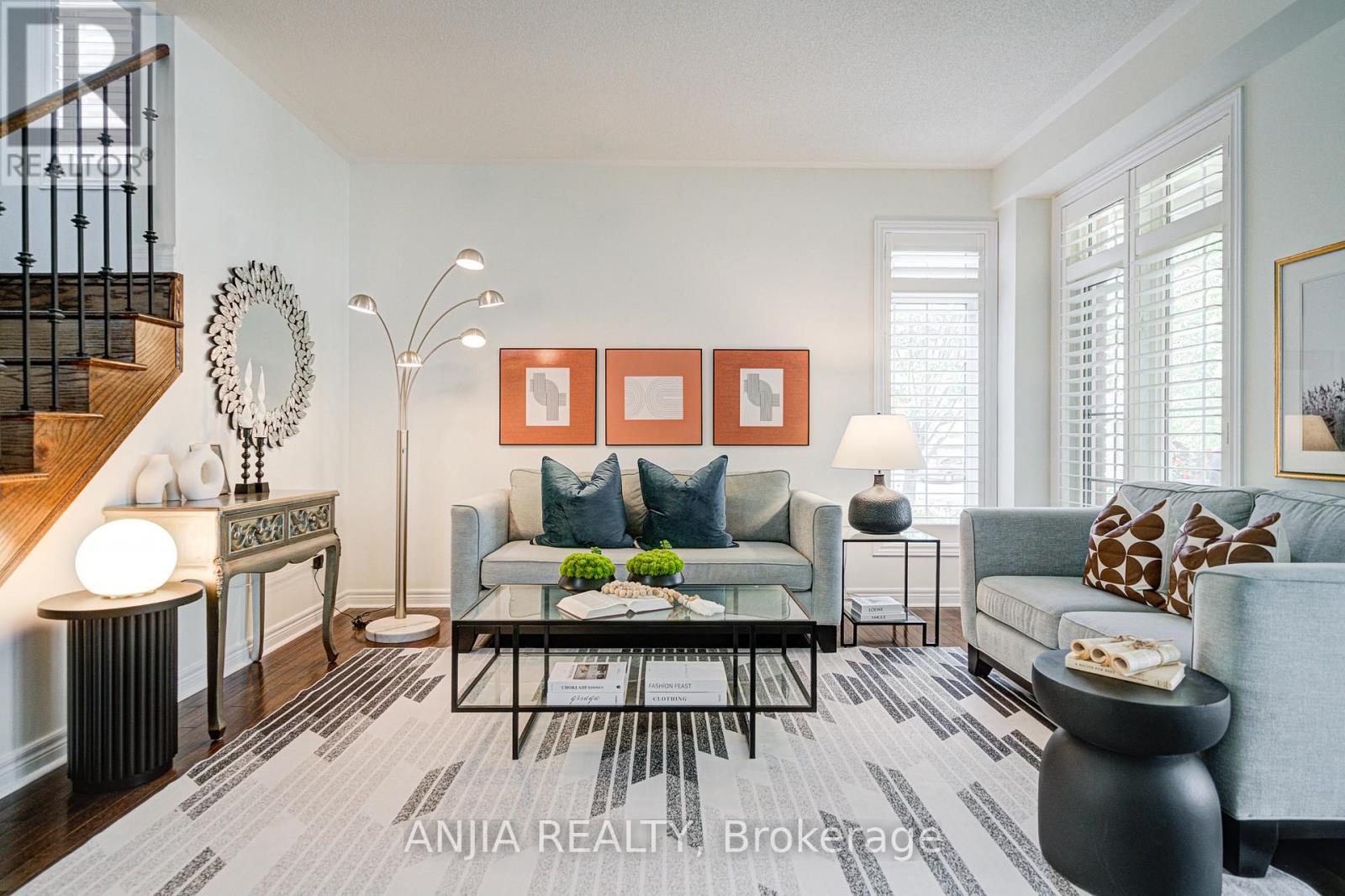 15 Sedore Street, Markham, Ontario  L6E 0K2 - Photo 8 - N12423575