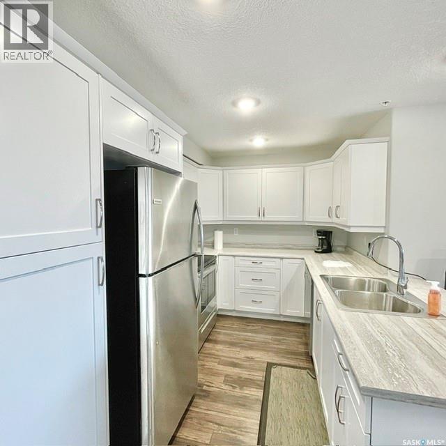 3202 106 Willis Crescent, Saskatoon, Saskatchewan  S7T 0T1 - Photo 2 - SK014891