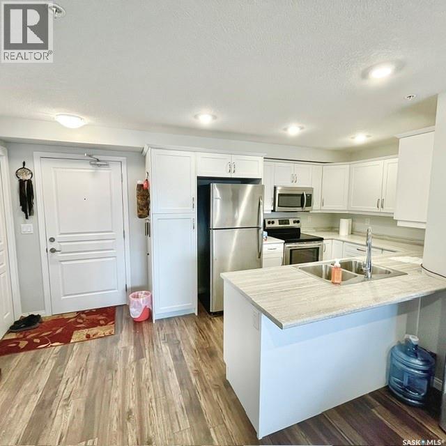 3202 106 Willis Crescent, Saskatoon, Saskatchewan  S7T 0T1 - Photo 3 - SK014891