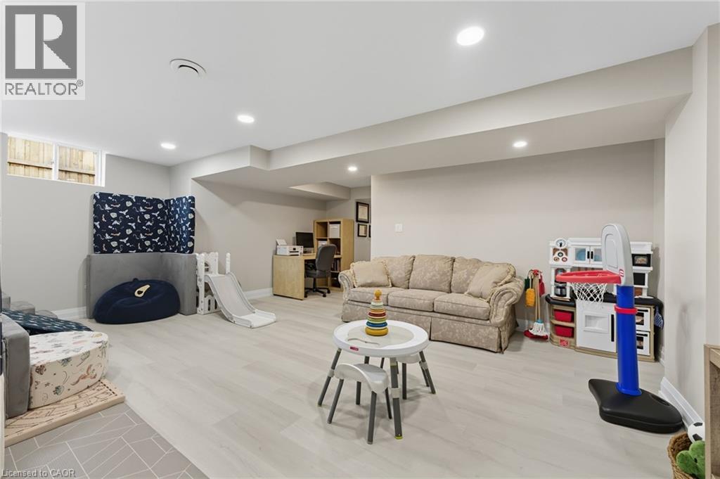 71 Bradbury Road, Stoney Creek, Ontario  L8J 0E4 - Photo 24 - 40772812