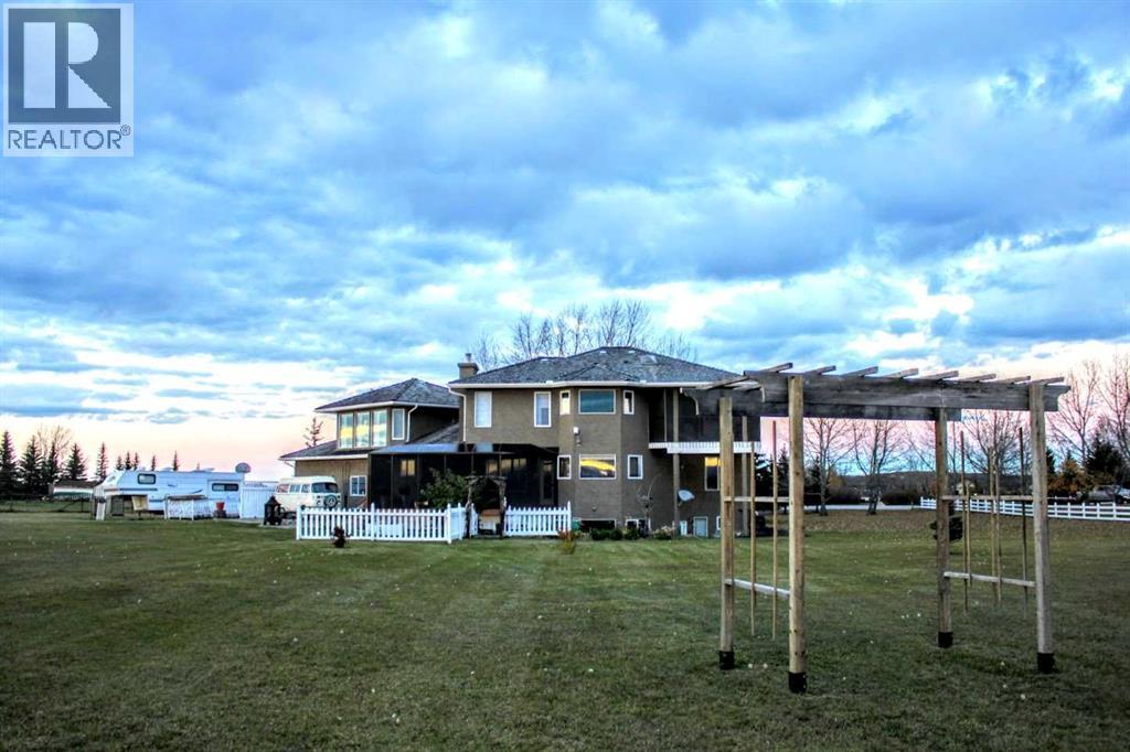 108 Pleasant View Heights, Rural Rocky View County, Alberta