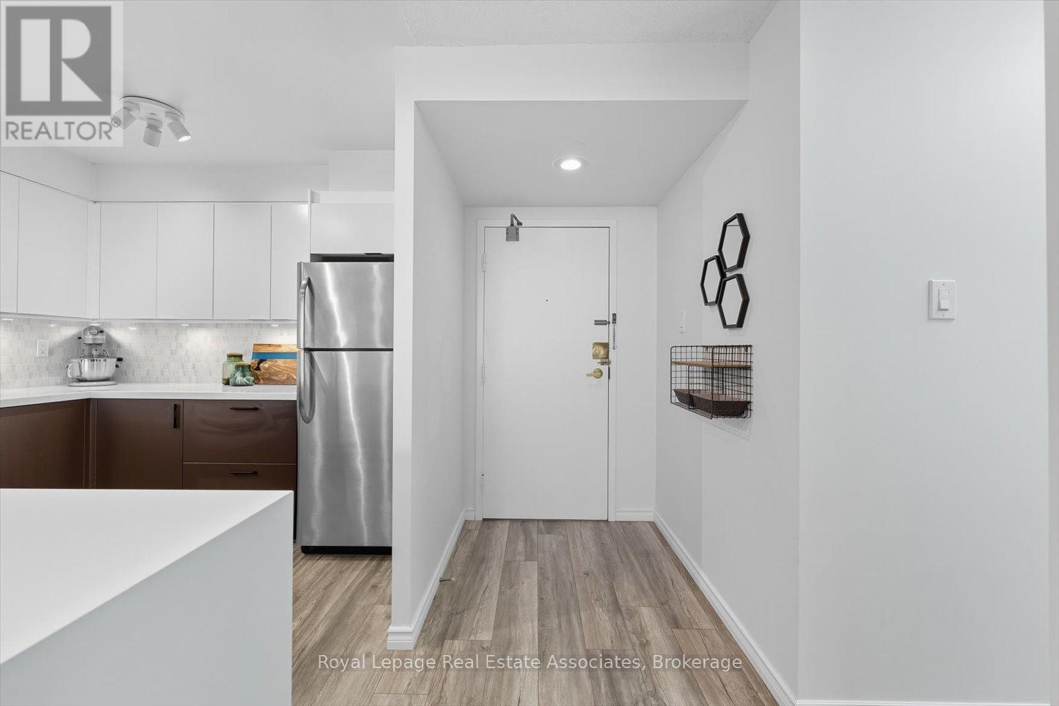 1508 - 3845 Lake Shore Boulevard W, Toronto, Ontario  M8W 4Y3 - Photo 18 - W12423434