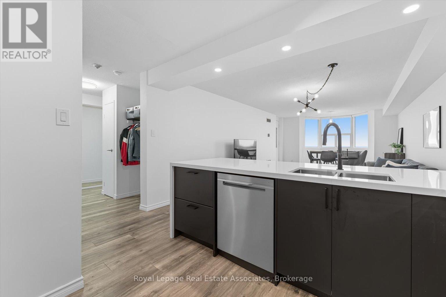 1508 - 3845 Lake Shore Boulevard W, Toronto, Ontario  M8W 4Y3 - Photo 20 - W12423434