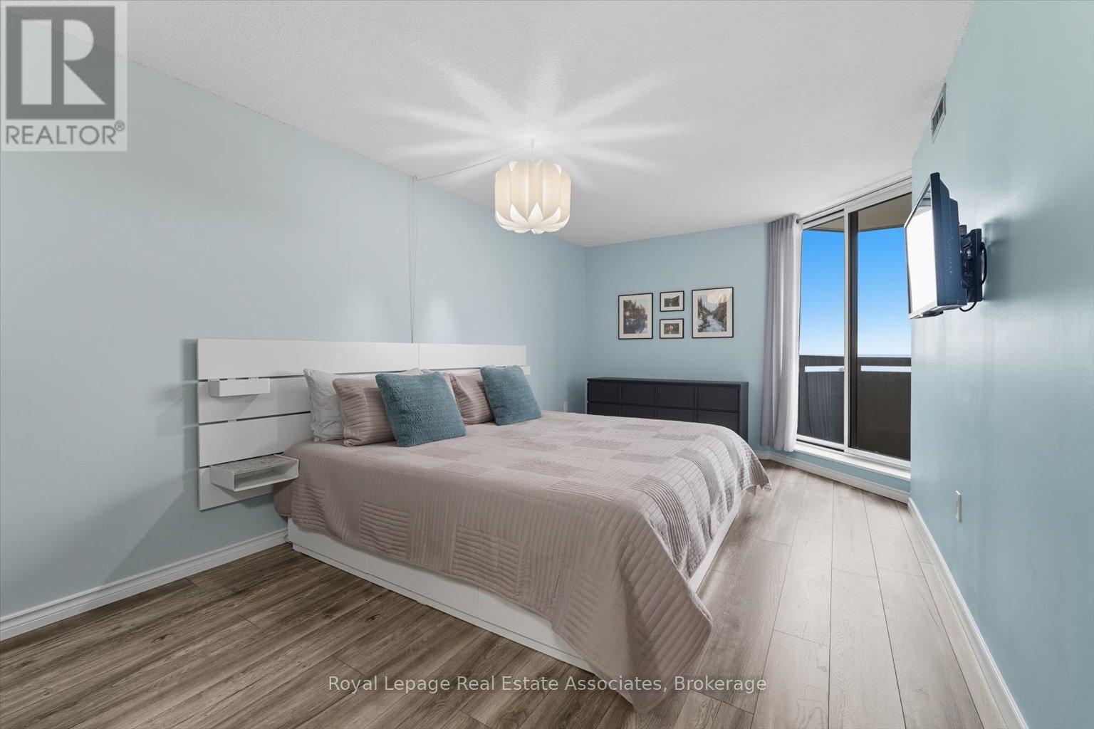 1508 - 3845 Lake Shore Boulevard W, Toronto, Ontario  M8W 4Y3 - Photo 21 - W12423434