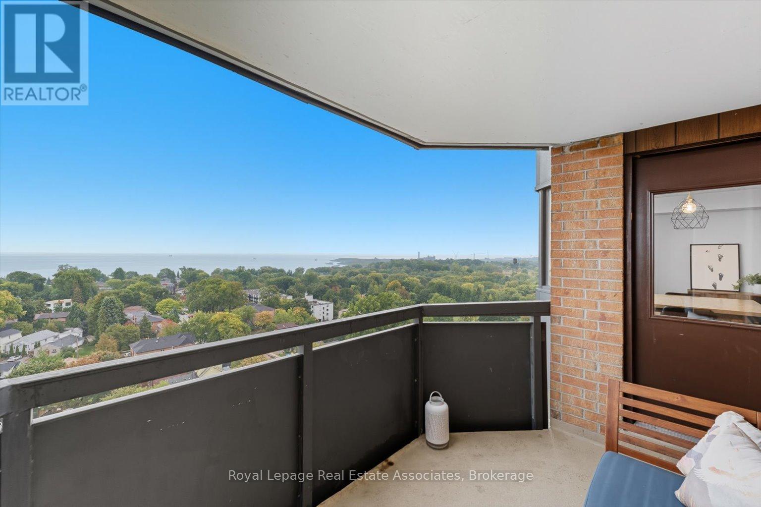 1508 - 3845 Lake Shore Boulevard W, Toronto, Ontario  M8W 4Y3 - Photo 32 - W12423434