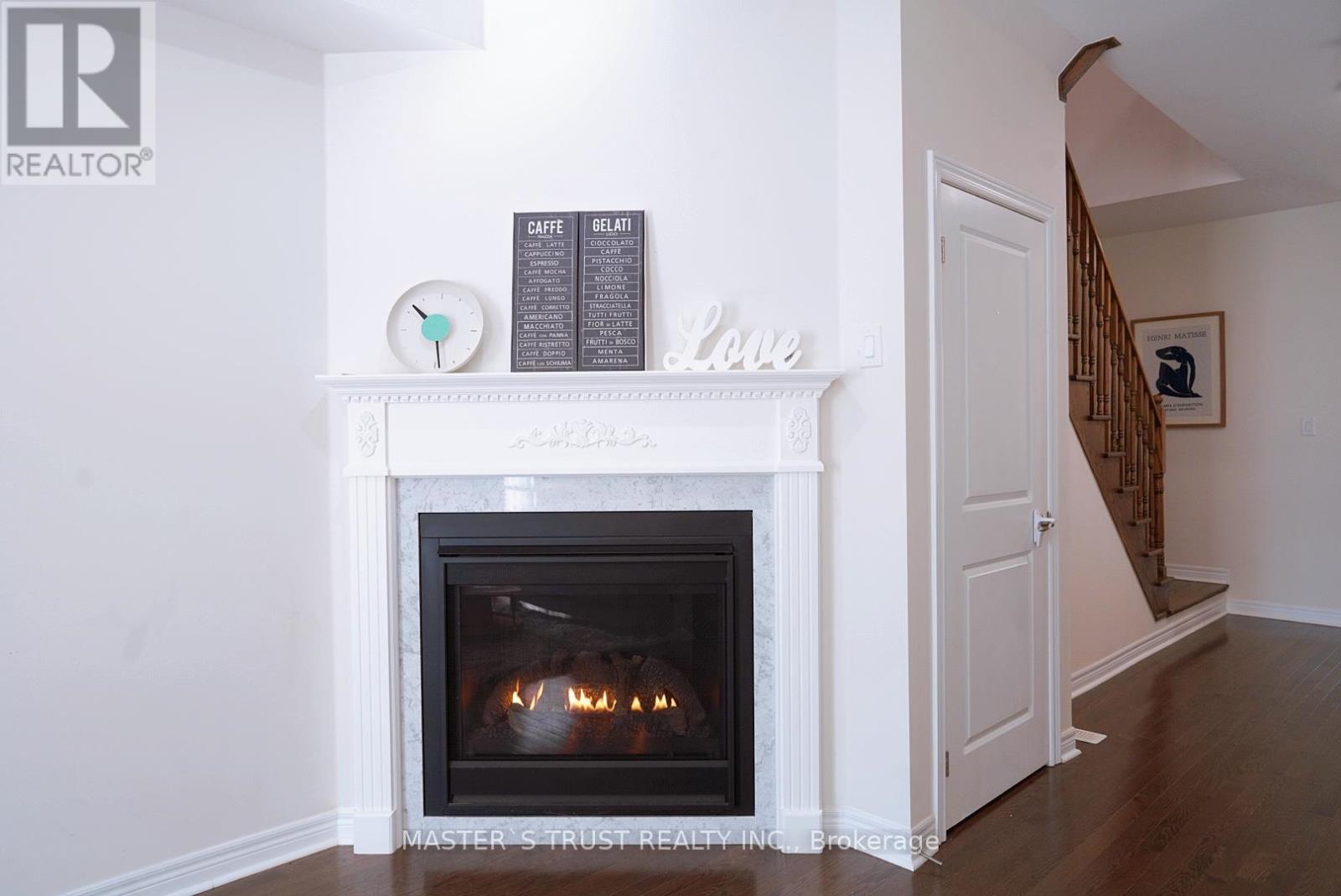 116 Orchardcroft Road, Oakville, Ontario  L6H 0M4 - Photo 10 - W12423436