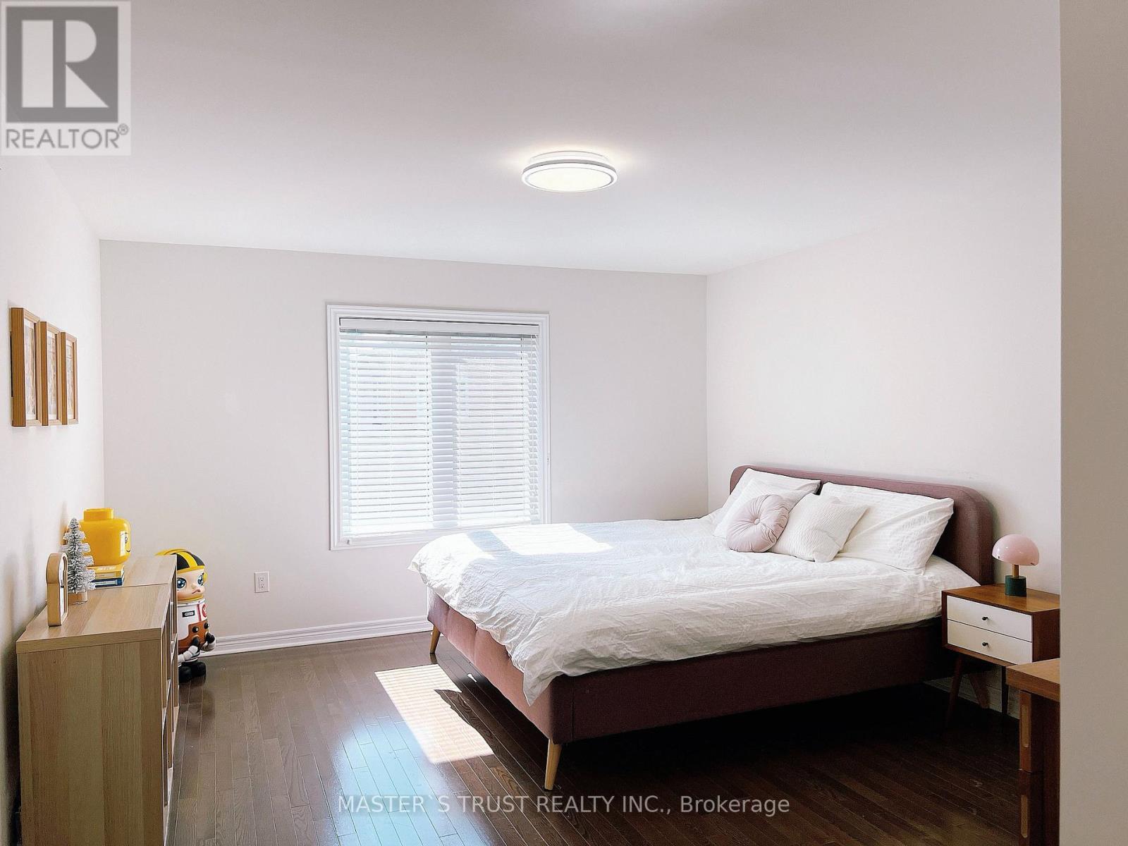 116 Orchardcroft Road, Oakville, Ontario  L6H 0M4 - Photo 15 - W12423436