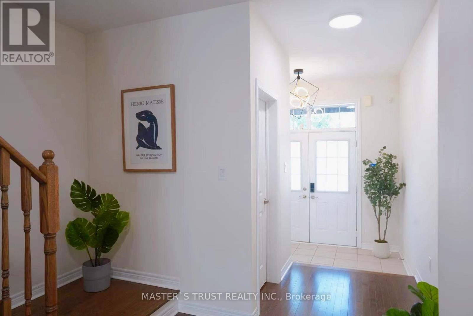 116 Orchardcroft Road, Oakville, Ontario  L6H 0M4 - Photo 2 - W12423436