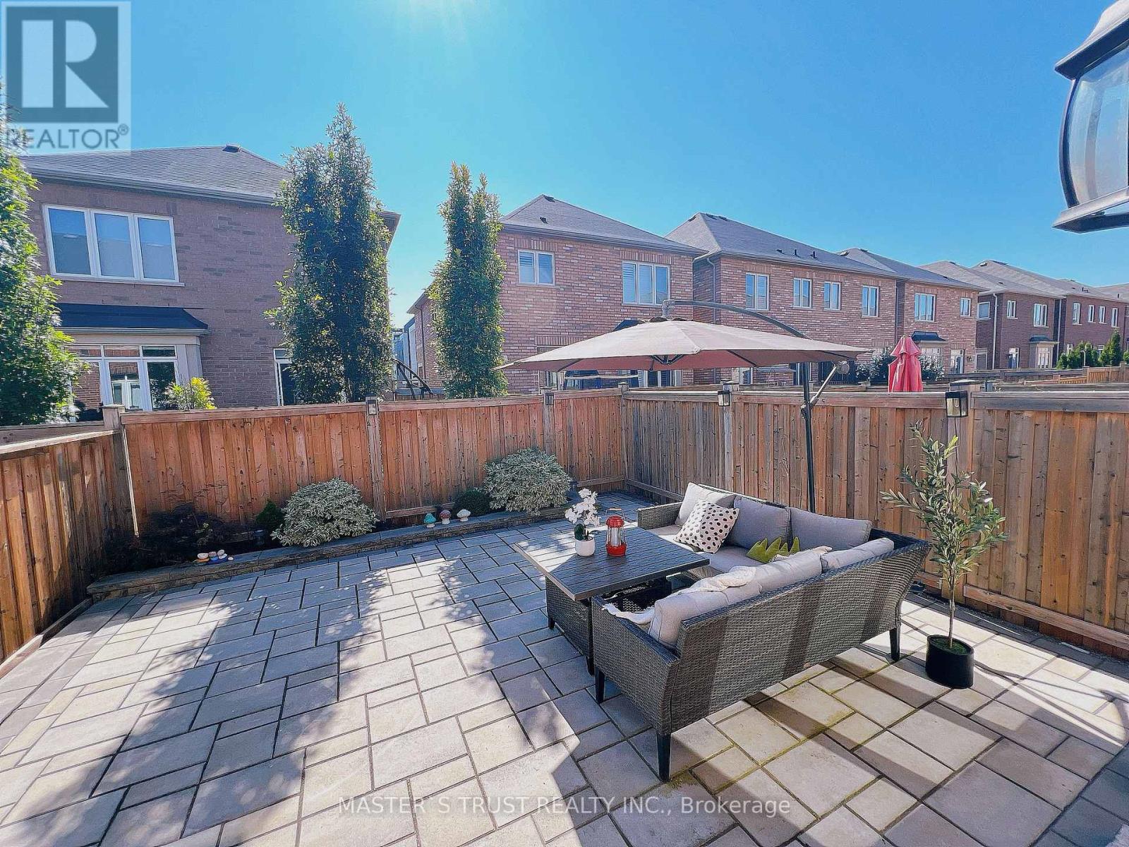 116 Orchardcroft Road, Oakville, Ontario  L6H 0M4 - Photo 27 - W12423436