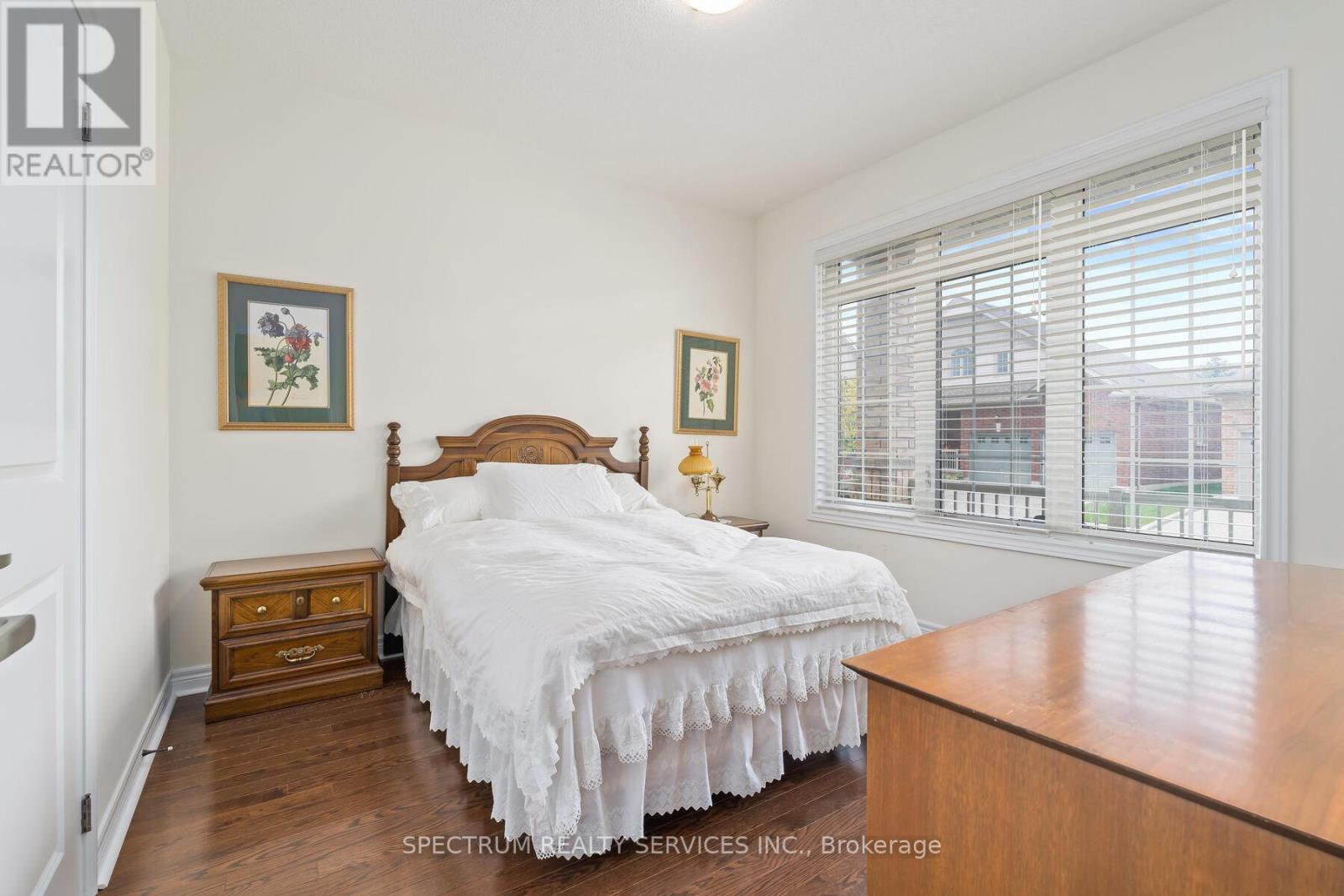 74 Locust Drive, Brampton, Ontario  L6R 0Y8 - Photo 26 - W12423437