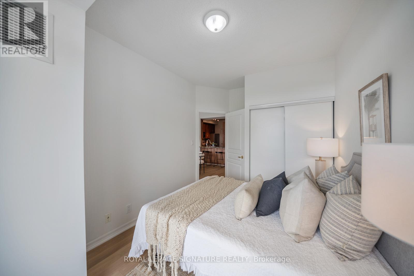 407 - 80 Port Street, Mississauga (Port Credit), Ontario  L5G 4V6 - Photo 26 - W12423477