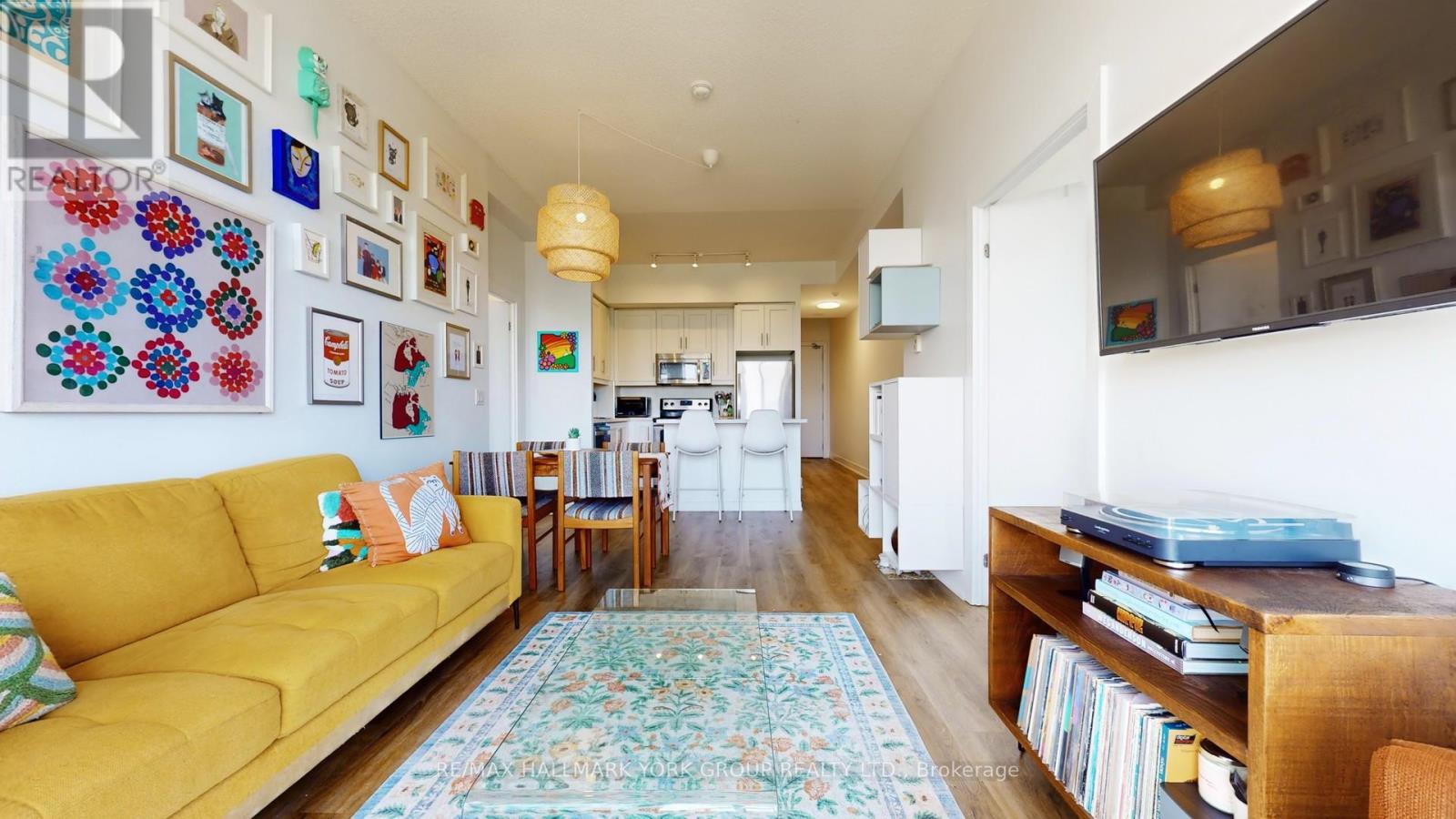 1105 - 1638 Bloor Street W, Toronto, Ontario  M6P 0A6 - Photo 14 - W12423487