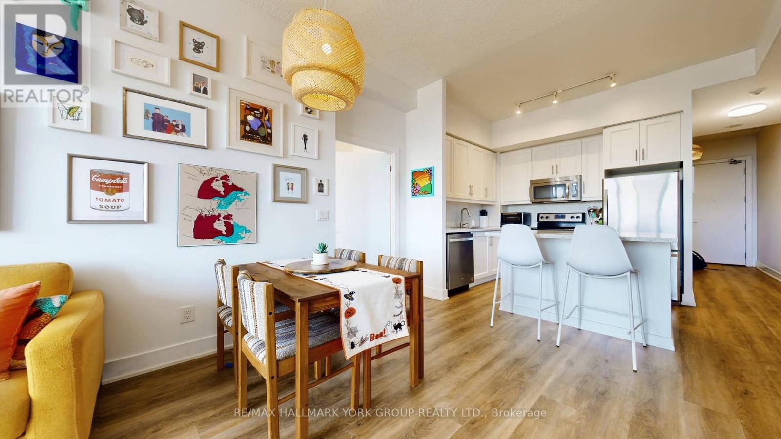 1105 - 1638 Bloor Street W, Toronto, Ontario  M6P 0A6 - Photo 15 - W12423487