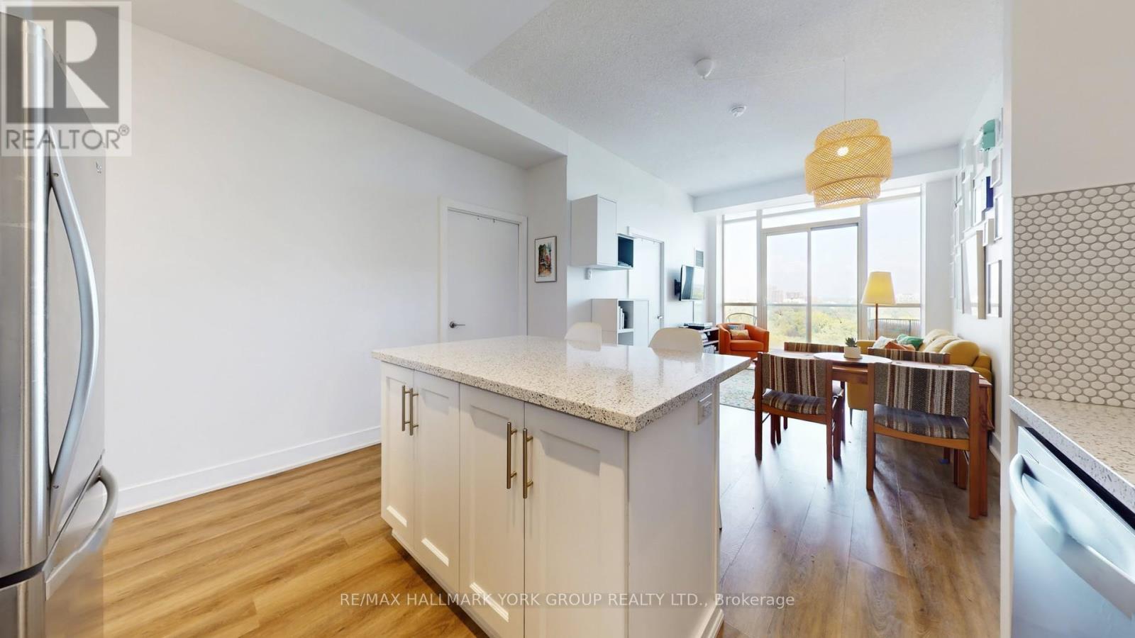 1105 - 1638 Bloor Street W, Toronto, Ontario  M6P 0A6 - Photo 19 - W12423487