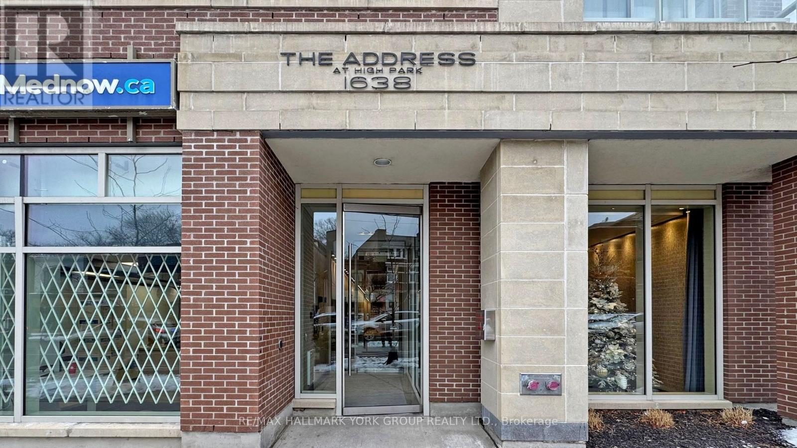 1105 - 1638 Bloor Street W, Toronto, Ontario  M6P 0A6 - Photo 3 - W12423487
