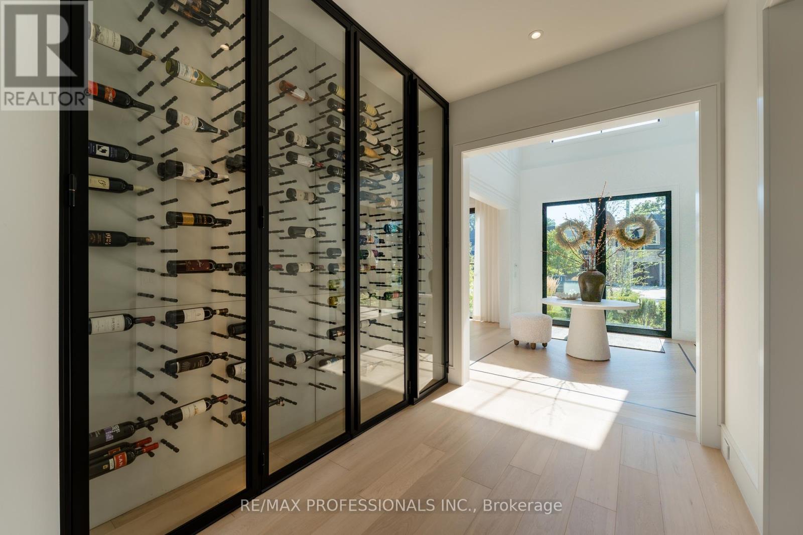 229 Tweedsdale Crescent, Oakville (Sw Southwest), Ontario  L6L 4P8 - Photo 20 - W12423496