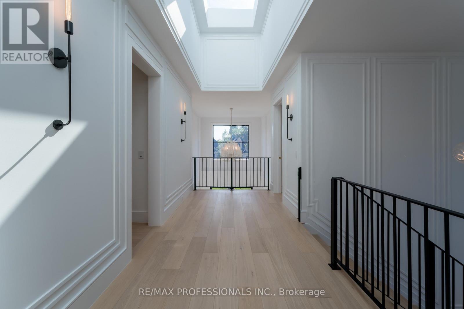 229 Tweedsdale Crescent, Oakville (Sw Southwest), Ontario  L6L 4P8 - Photo 36 - W12423496