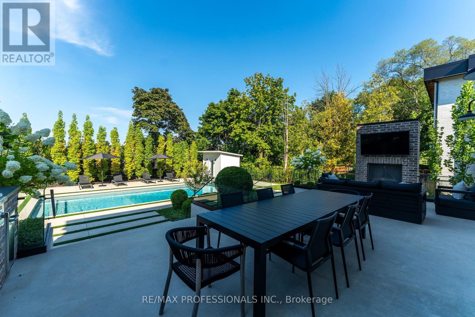 229 Tweedsdale Crescent, Oakville (Sw Southwest), Ontario  L6L 4P8 - Photo 46 - W12423496