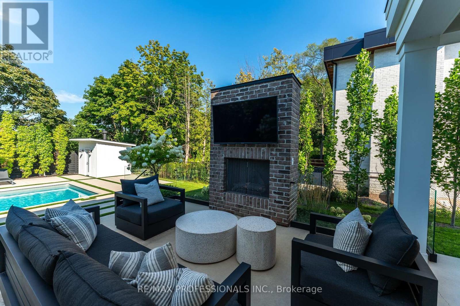 229 Tweedsdale Crescent, Oakville (Sw Southwest), Ontario  L6L 4P8 - Photo 47 - W12423496