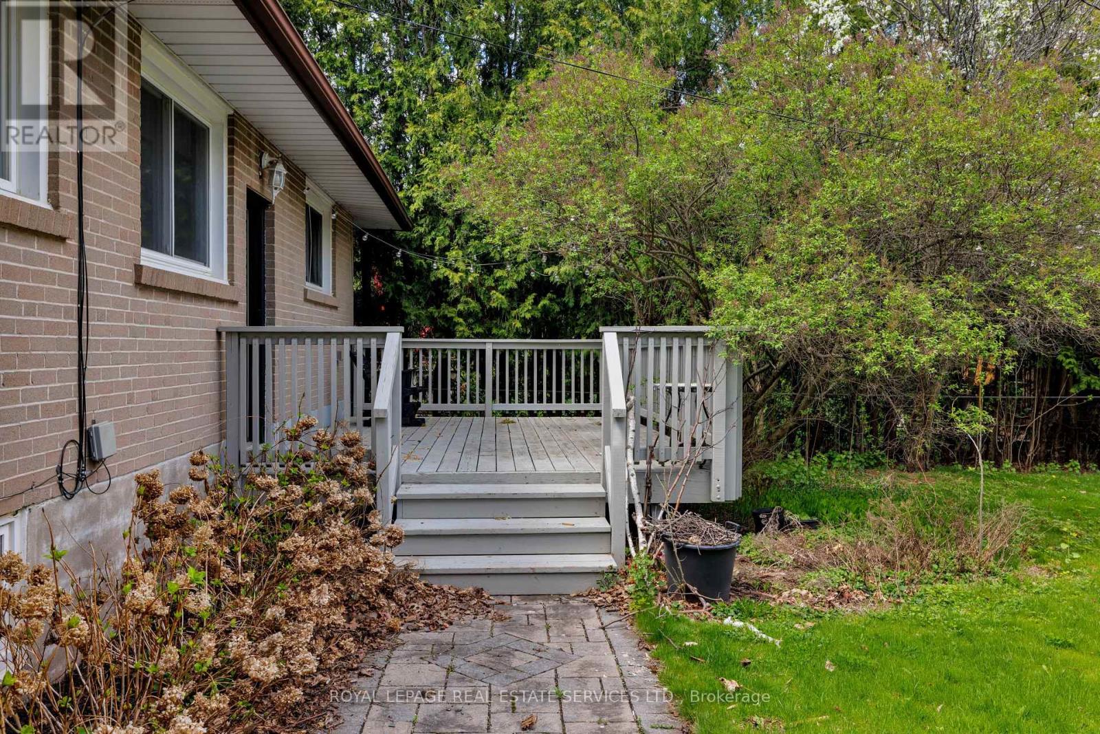 1181 Newton Road, Oakville, Ontario  L6H 2A1 - Photo 33 - W12423497