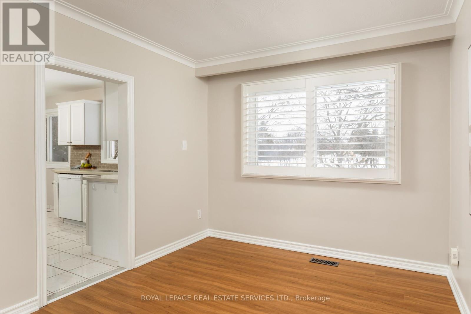 1181 Newton Road, Oakville, Ontario  L6H 2A1 - Photo 9 - W12423497