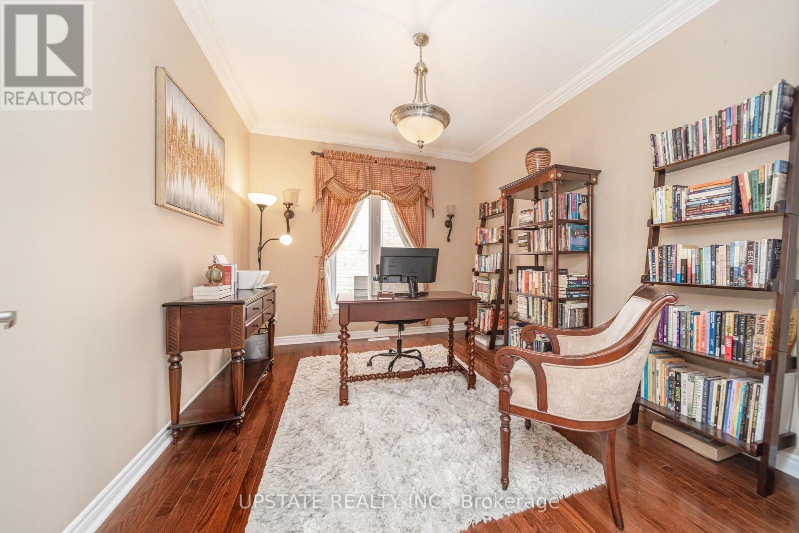 10 Agincourt Circle, Brampton, Ontario  L6X 2M4 - Photo 10 - W12423533