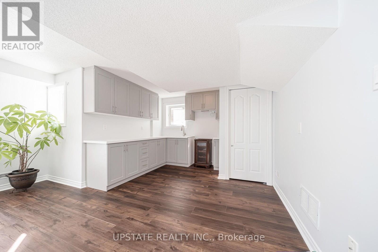 10 Agincourt Circle, Brampton, Ontario  L6X 2M4 - Photo 36 - W12423533