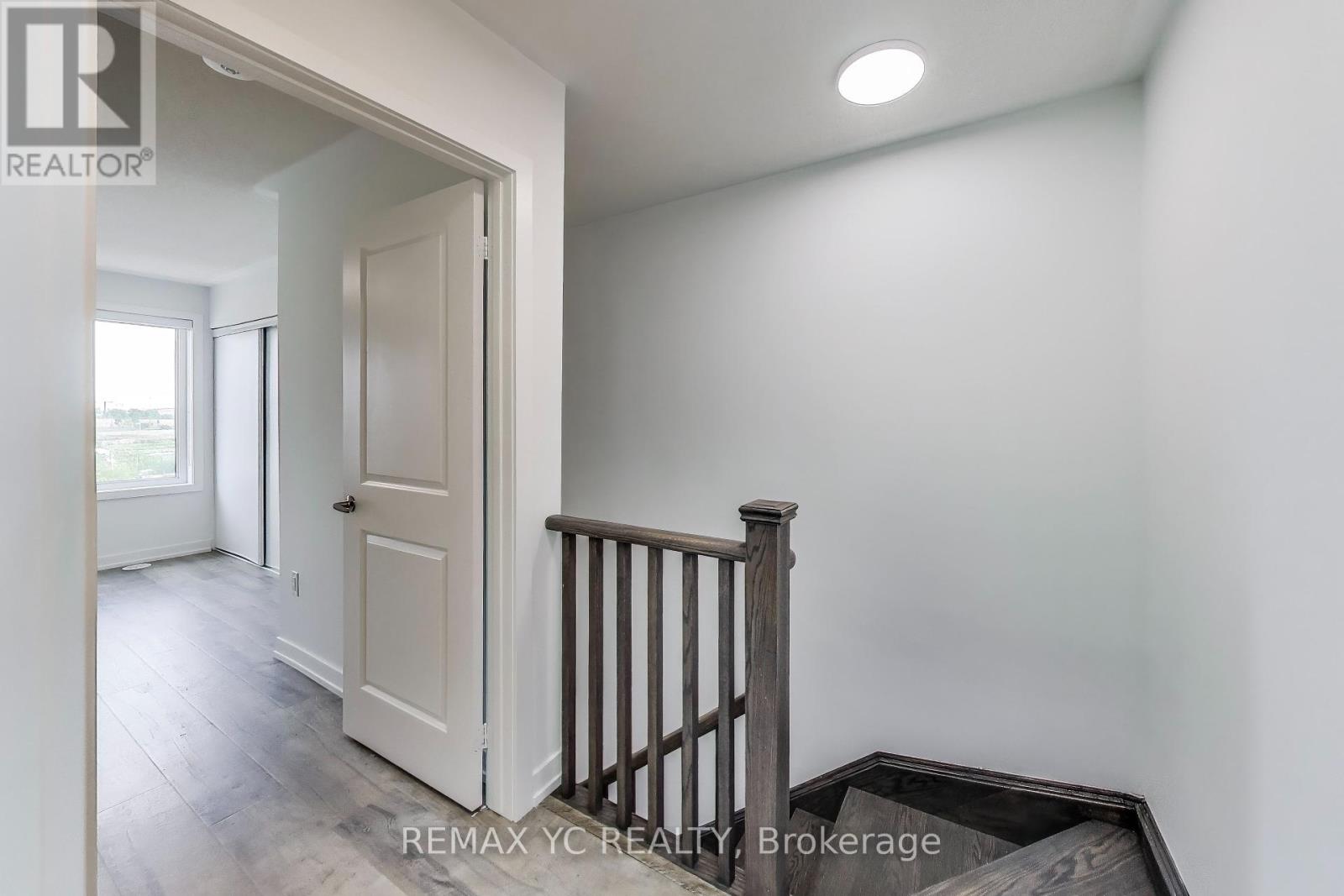 175 Downsview Park Boulevard, Toronto, Ontario  M3K 0C8 - Photo 19 - W12423544