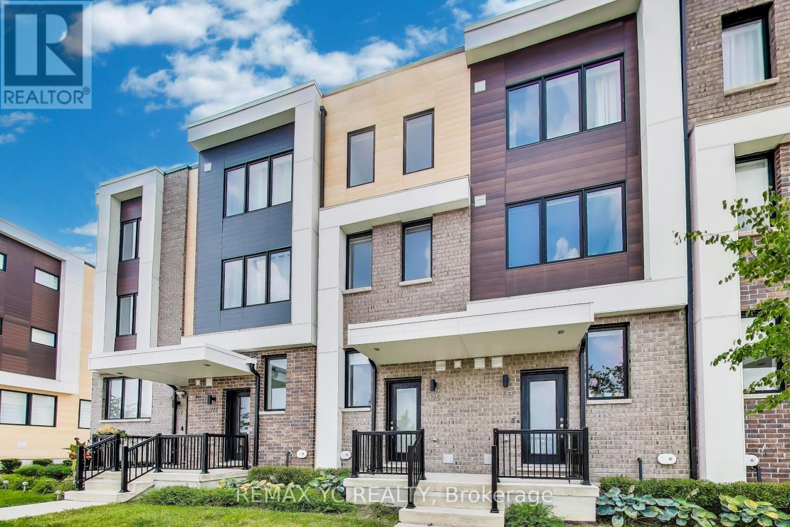 175 Downsview Park Boulevard, Toronto, Ontario  M3K 0C8 - Photo 36 - W12423544