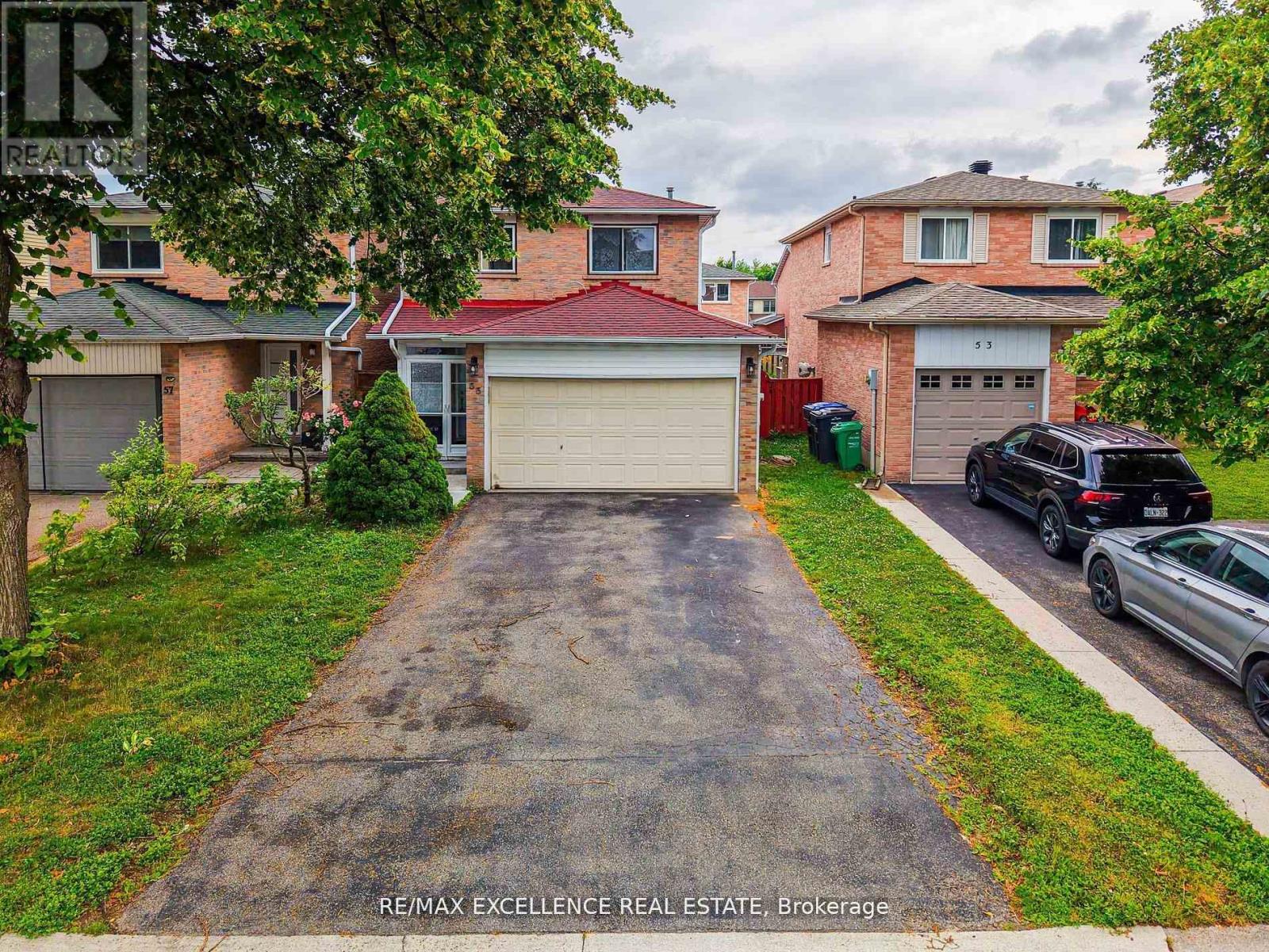 55 Rushmore Crescent, Brampton, Ontario  L6Z 1R1 - Photo 2 - W12423555