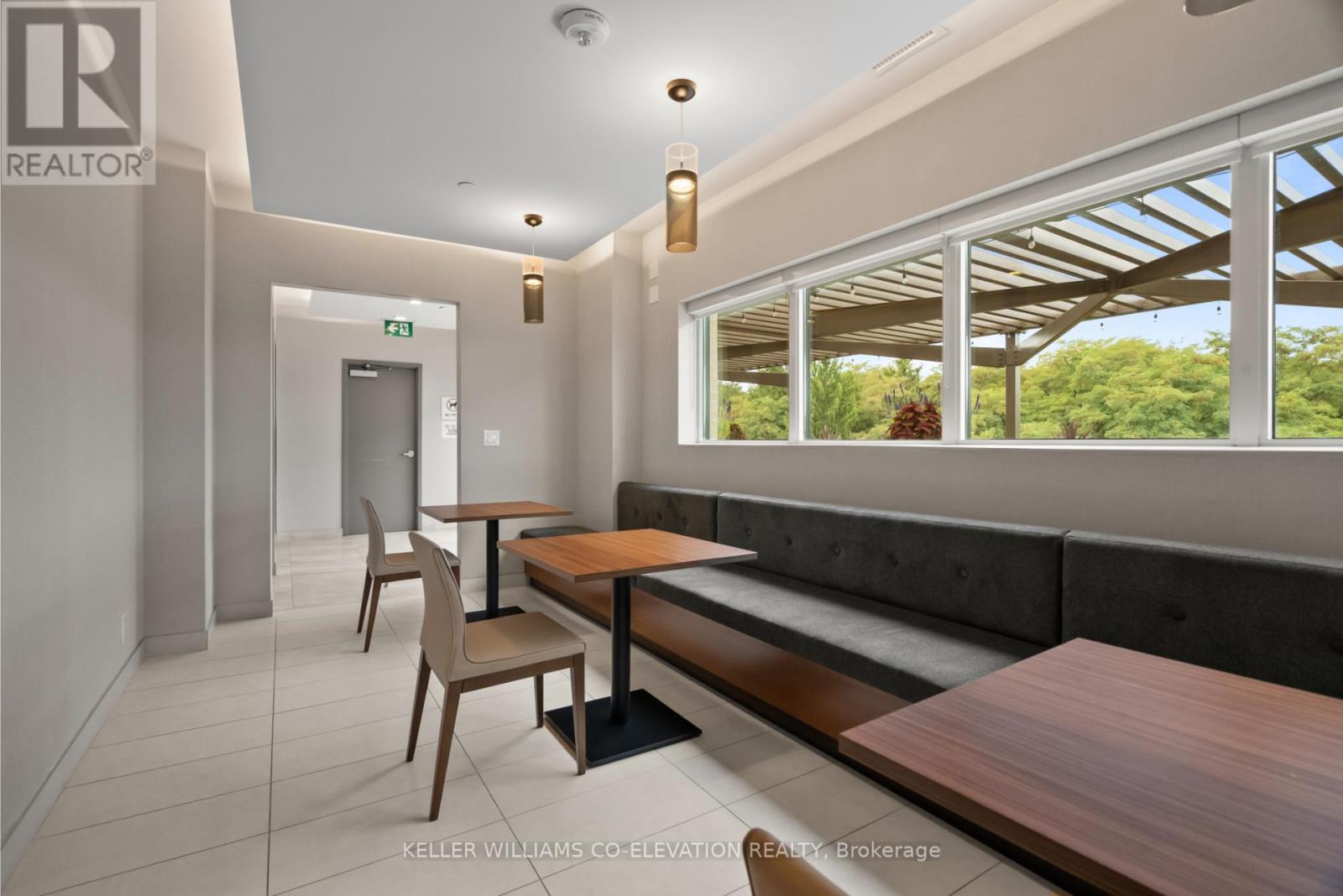 G28 - 1575 Lakeshore Road W, Mississauga, Ontario  L5J 1J4 - Photo 27 - W12423571