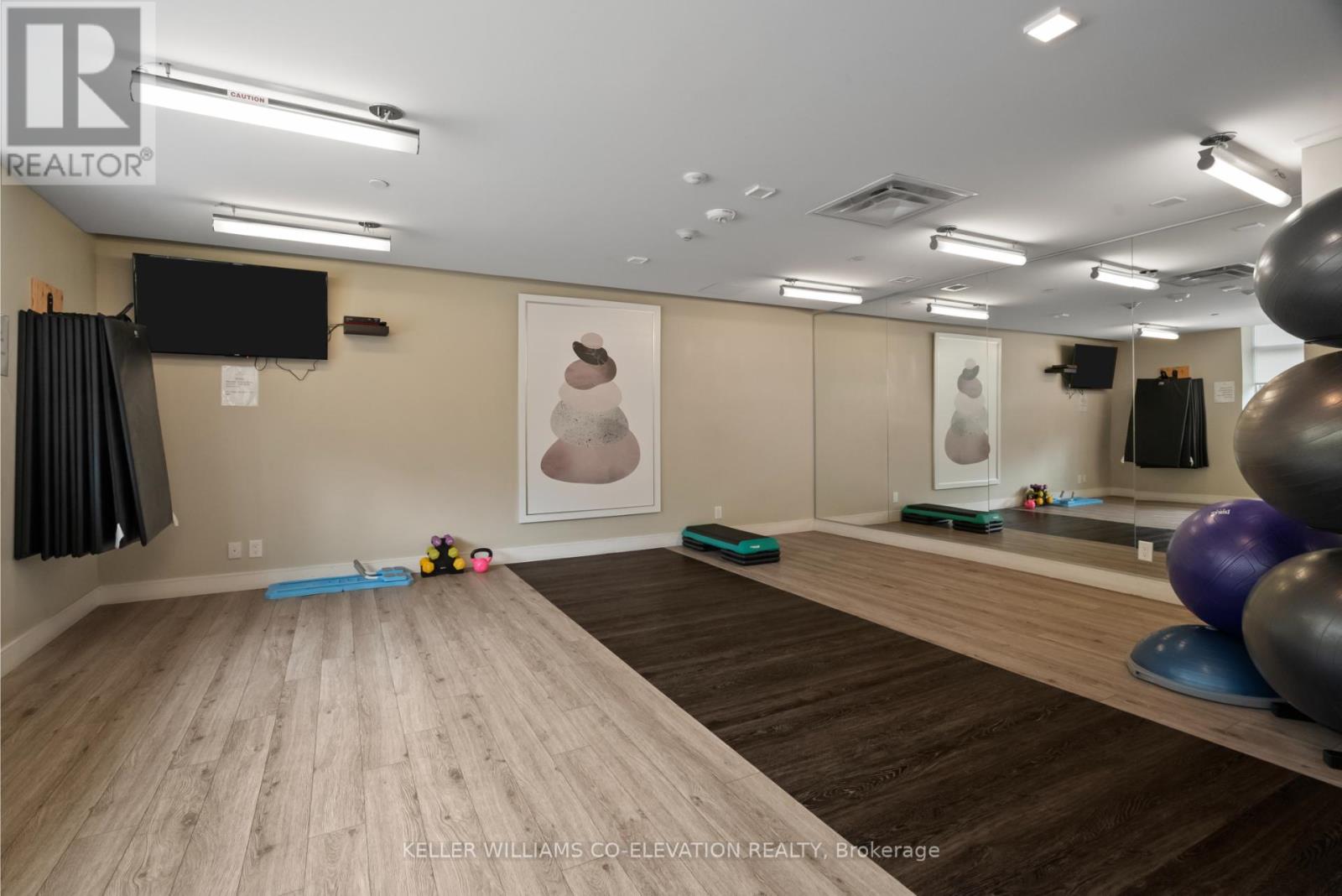 G28 - 1575 Lakeshore Road W, Mississauga, Ontario  L5J 1J4 - Photo 38 - W12423571