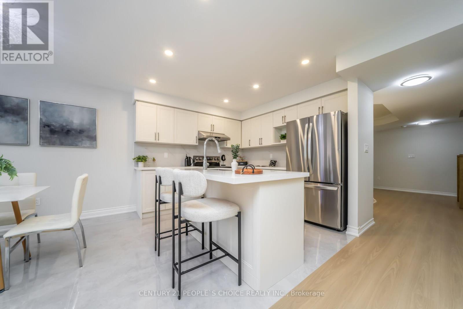 7059 Magistrate Terrace, Mississauga, Ontario  L5W 1E5 - Photo 21 - W12423591