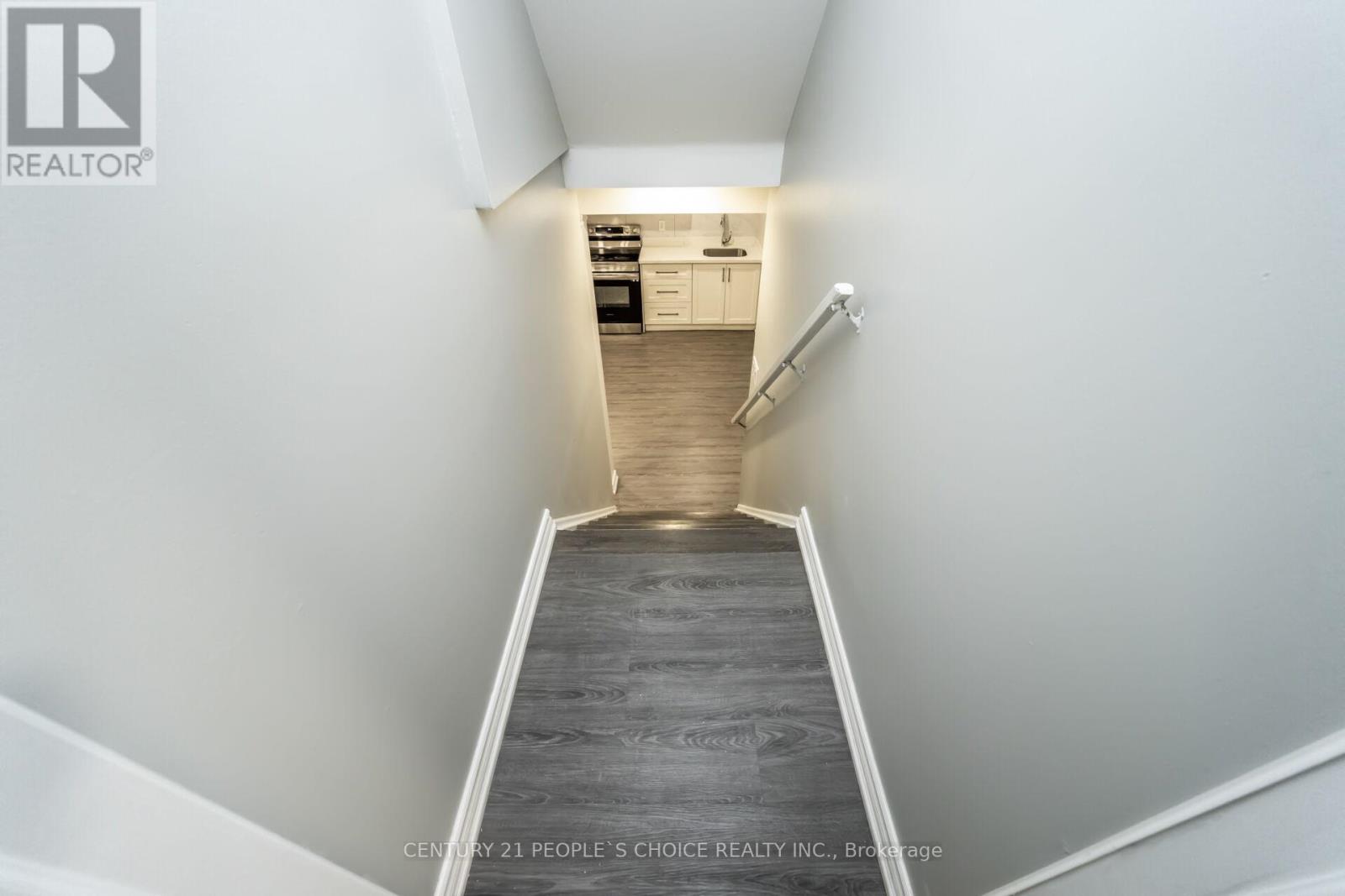 7059 Magistrate Terrace, Mississauga, Ontario  L5W 1E5 - Photo 42 - W12423591