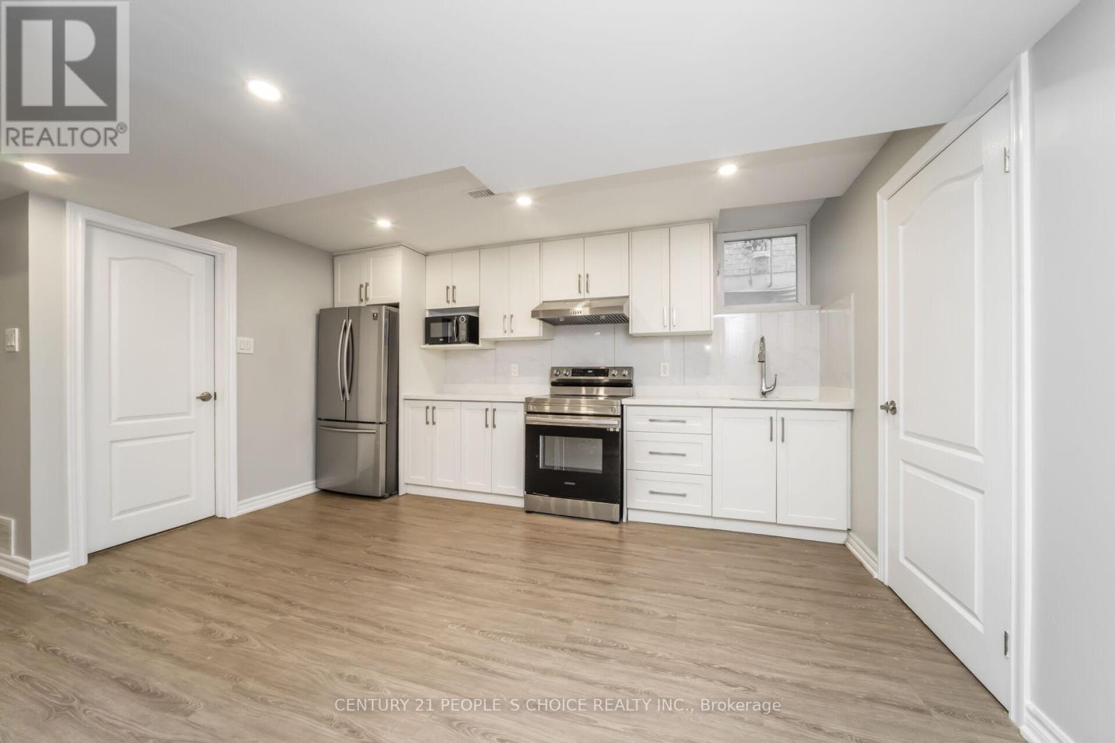 7059 Magistrate Terrace, Mississauga, Ontario  L5W 1E5 - Photo 43 - W12423591