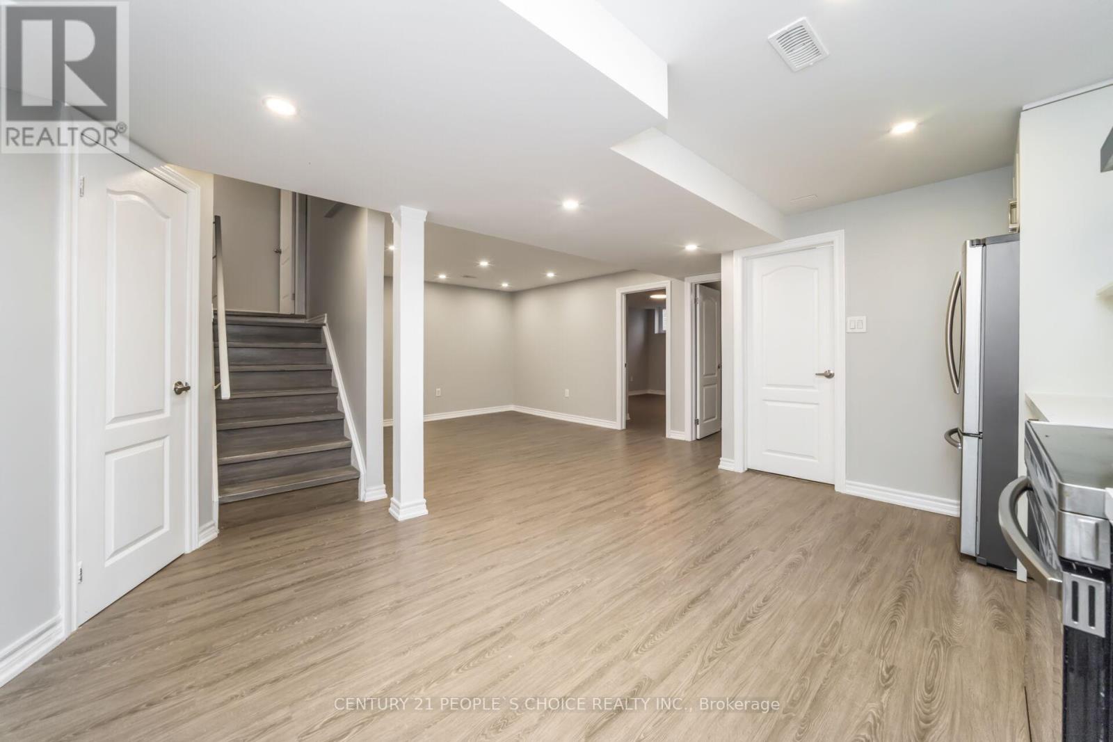 7059 Magistrate Terrace, Mississauga, Ontario  L5W 1E5 - Photo 44 - W12423591