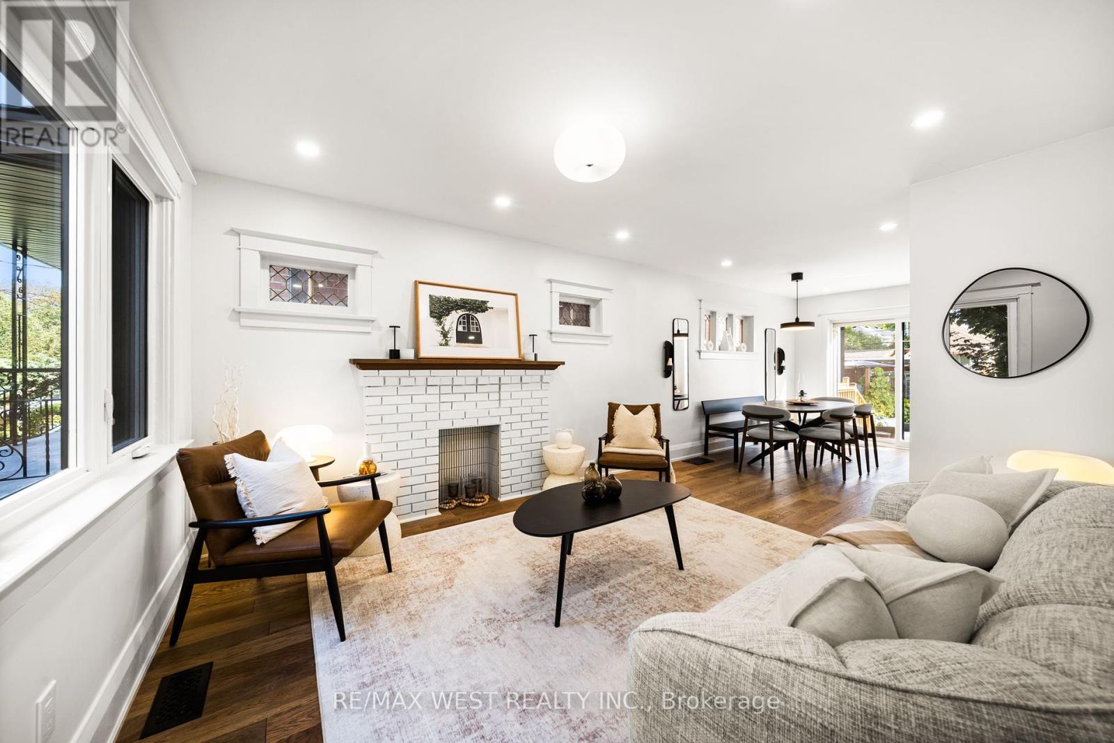 125 Brookside Avenue, Toronto, Ontario  M6S 4G8 - Photo 4 - W12423595